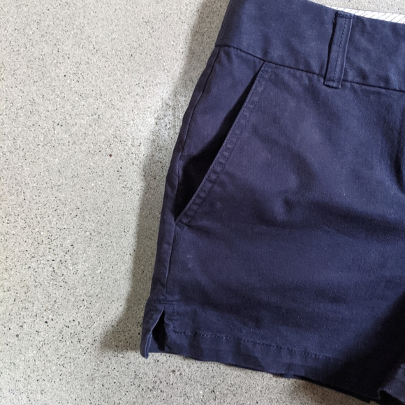 Ann Taylor Loft twill shorts - Picture 5 of 7